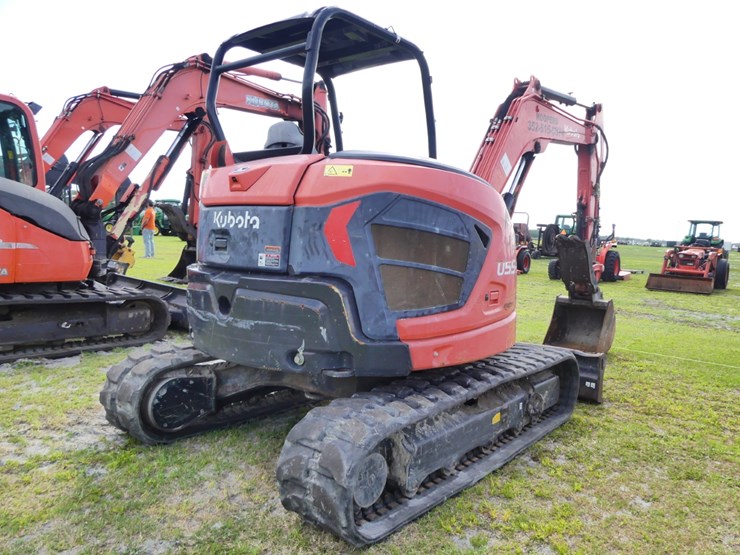 kubota-u55-5-image-3