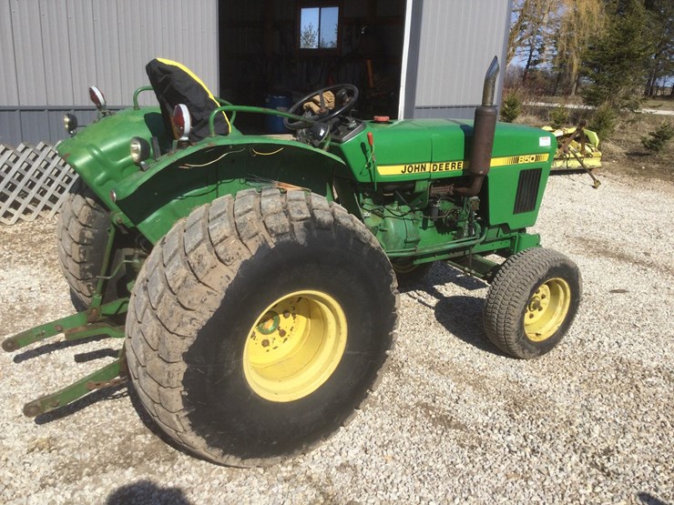 john-deere-850-image-3