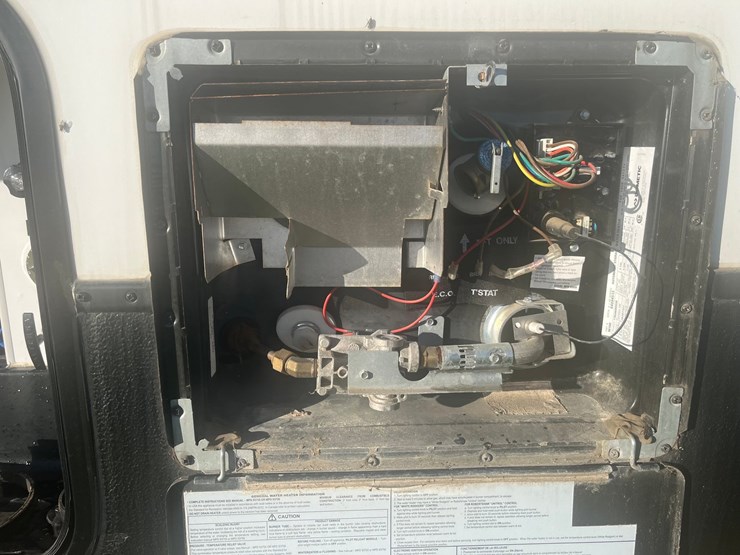 #200-•-2019-cruiser-aire-30bh-fifth-wheel-trailer-(prairie-farm)-(wi-title-in-delay)-image-25