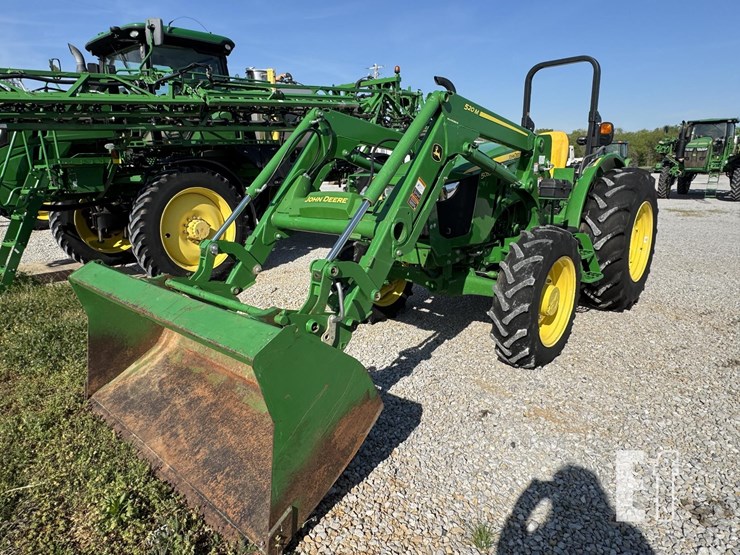 2022-john-deere-5055e-image-1