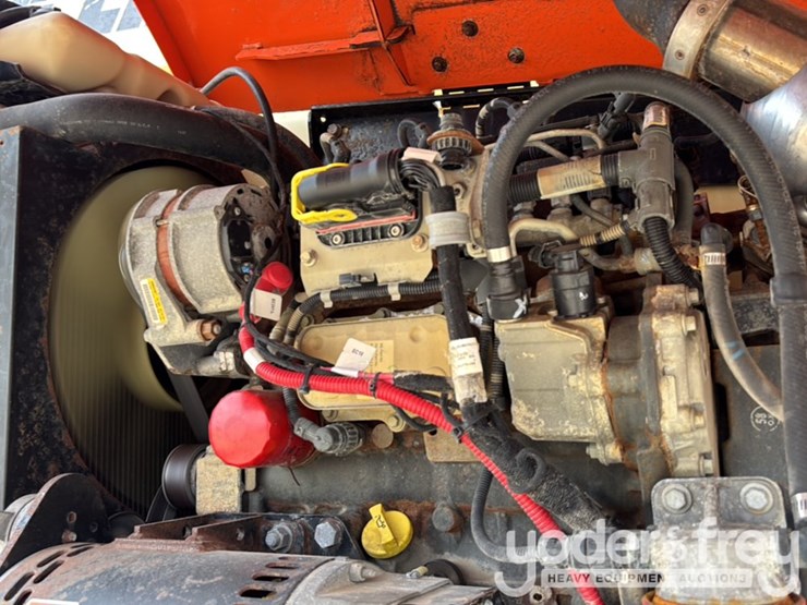 2014-jlg-800aj-image-31