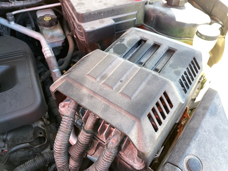 2013-chevrolet-equinox-image-74