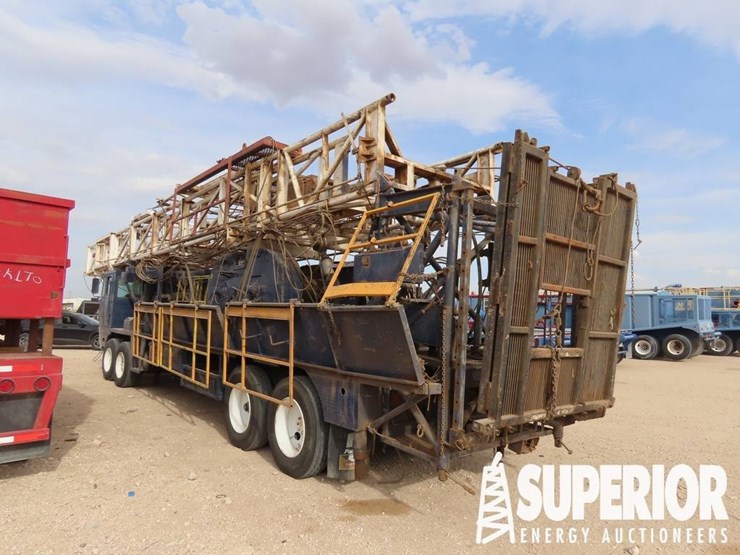 (1-16)-skytop-4610-d/d-well-service-rig,-p/b-detro...-image-2