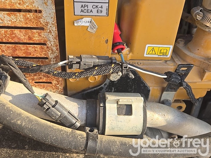 2021-caterpillar-289d3-image-60