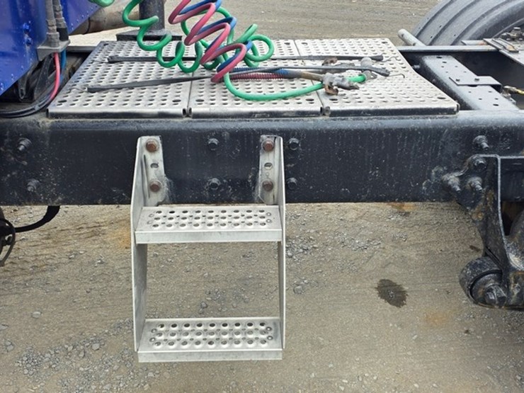 2006-international-9900-image-15