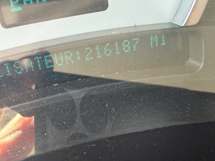 2004-hummer-h2-image-44