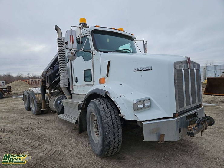 2013-kenworth-t800-image-4