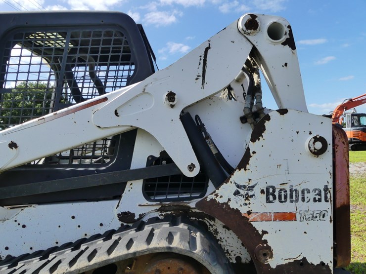 2000-bobcat-t650-image-7