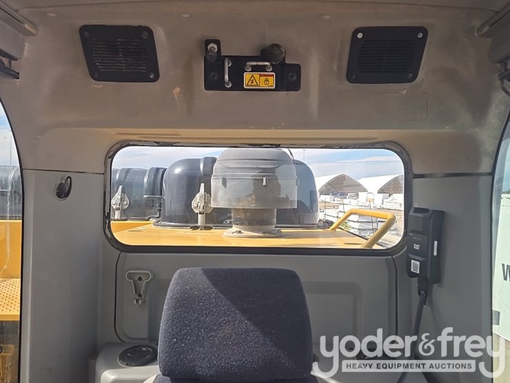 2017-caterpillar-336fl-image-99