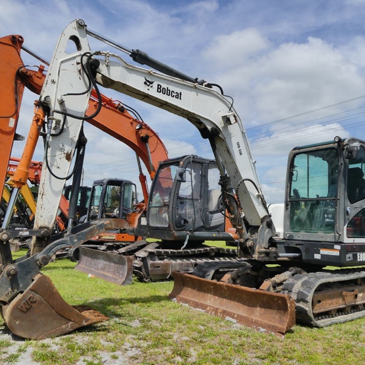 2011 BOBCAT E80