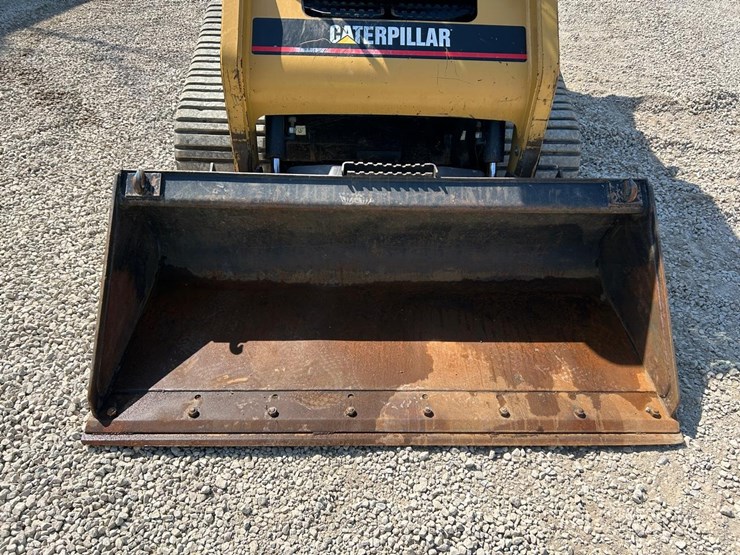 caterpillar-257b-image-9