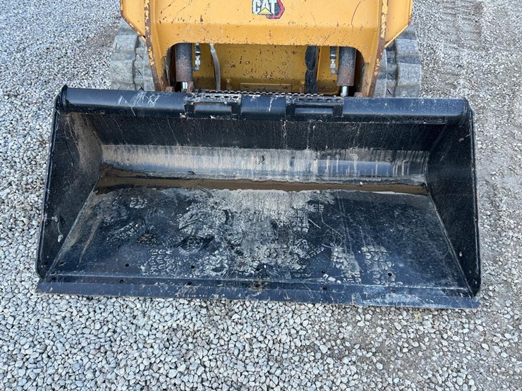 2023-caterpillar-259d3-image-9