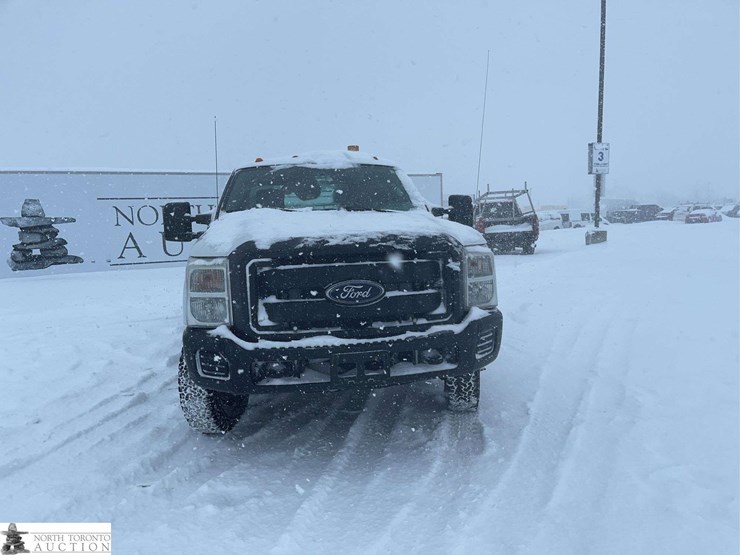 2013-ford-f350-image-8