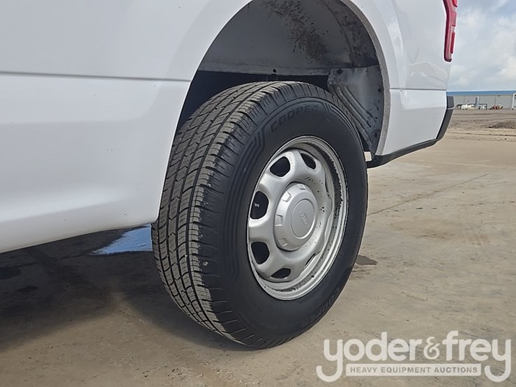 2019-ford-f150-image-13