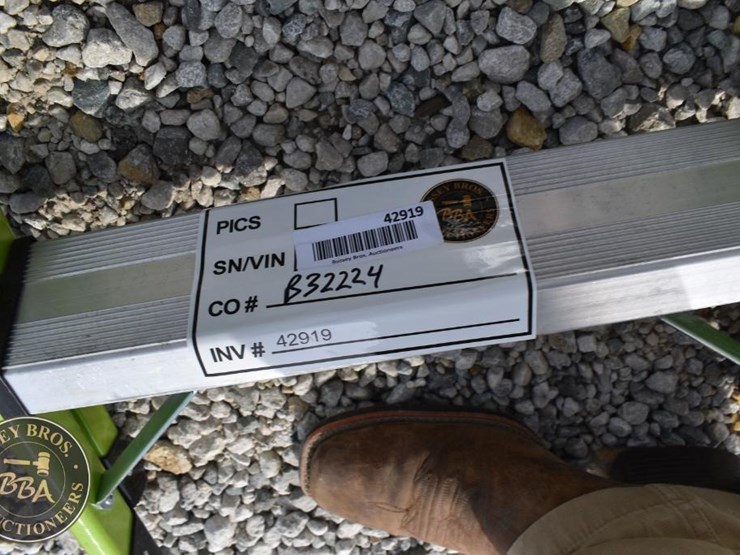 little-giant-8ft-step-ladder-42919-image-4