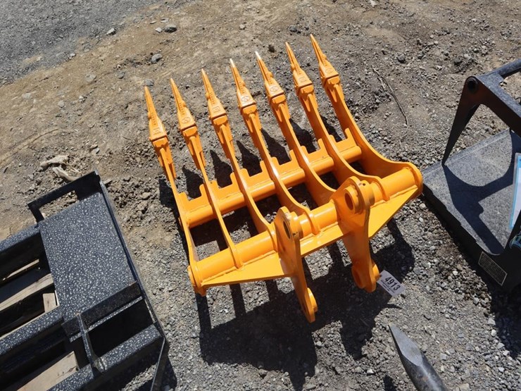 caterpillar-305-image-4