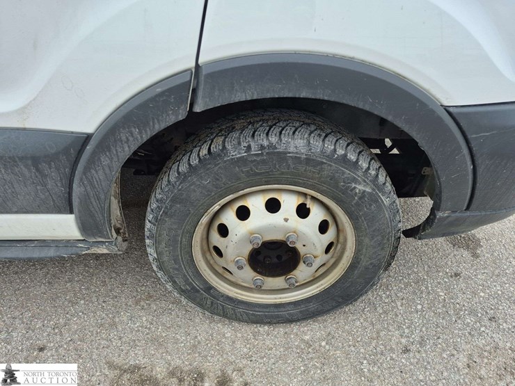 2016-ford-transit-image-29