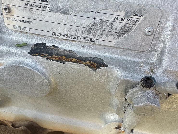 caterpillar-engine-image-3