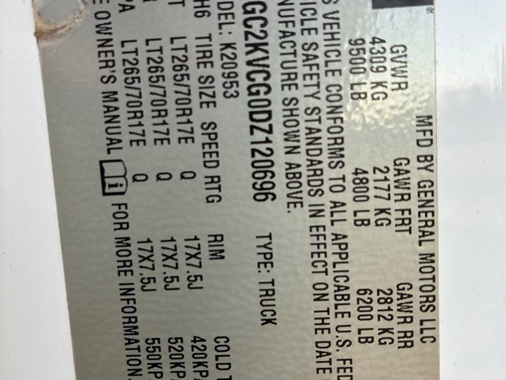 2013-chevrolet-2500-image-8