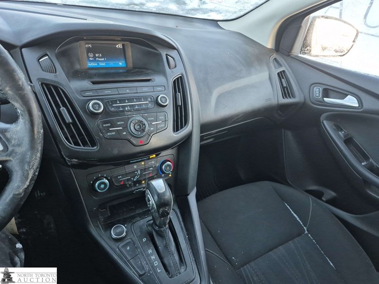 non-operable-2016-ford-focus-image-16