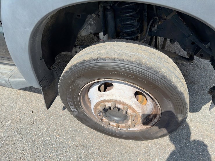 2012-ford-f450-xl-image-8