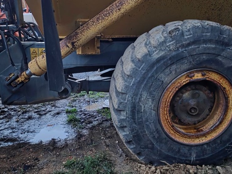 2005-komatsu-hm300-1-image-28