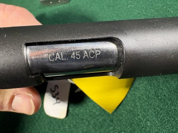 rock-island-armory-45-acp-pistol-image-10