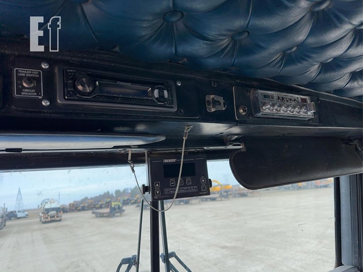 1998-kenworth-t800-image-76