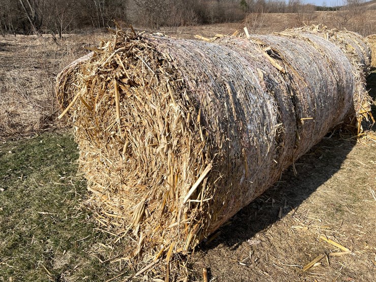 #1504-•-(8)-2025-4'-x-5'-corn-stalk-round-bales-(connersville,-wi)-image-6