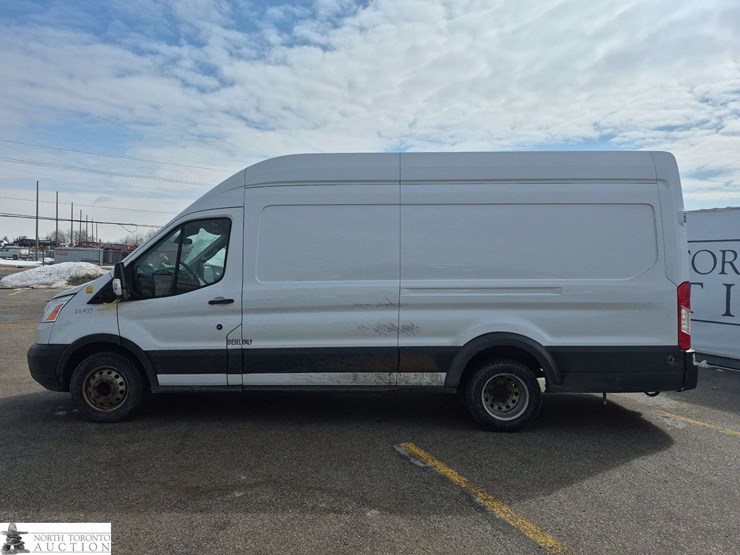 2016-ford-transit-image-8