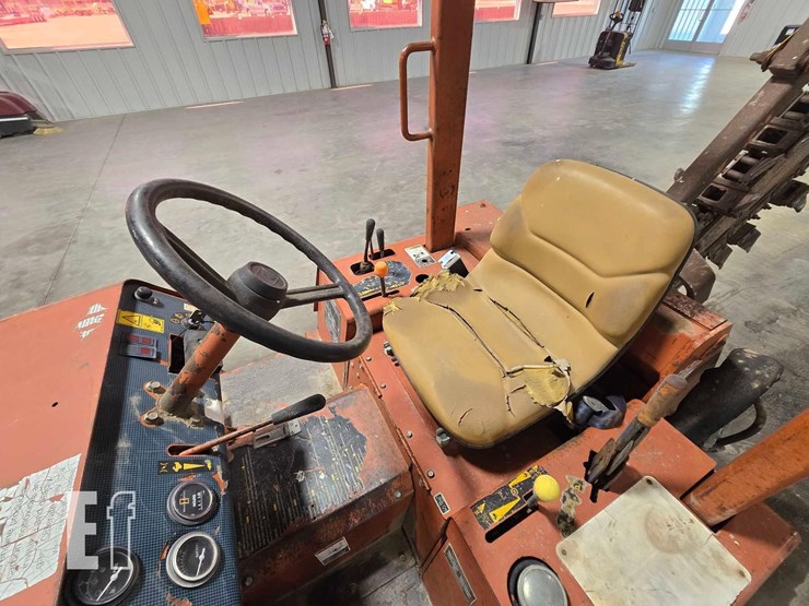 ditch-witch-3700dd-image-17