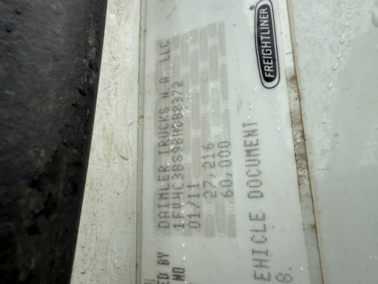 2011-freightliner-vac-con-t/a-vacuum-truck-image-9