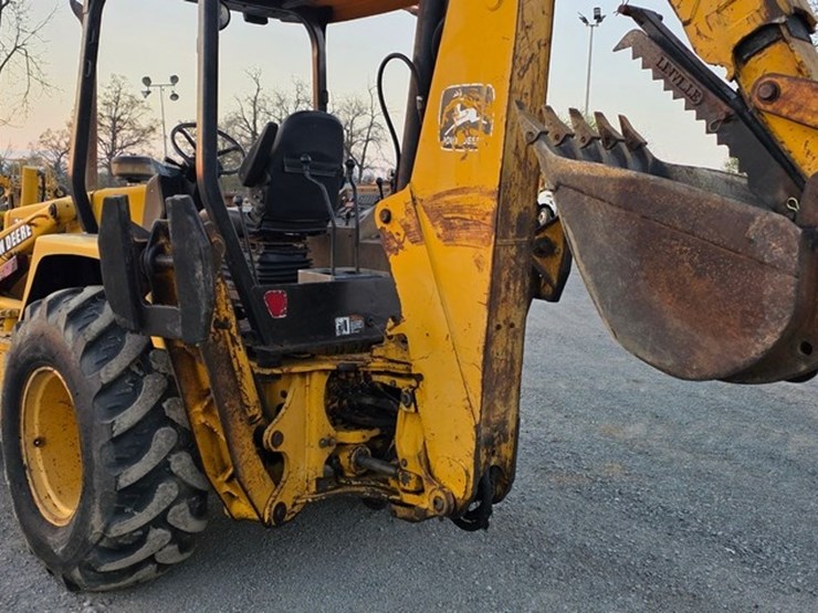 1995-john-deere-310d-image-22