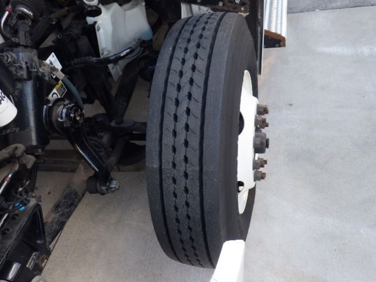 2023-kenworth-t280-image-12