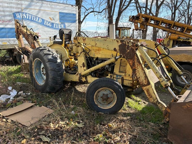ford-tractor-image-1