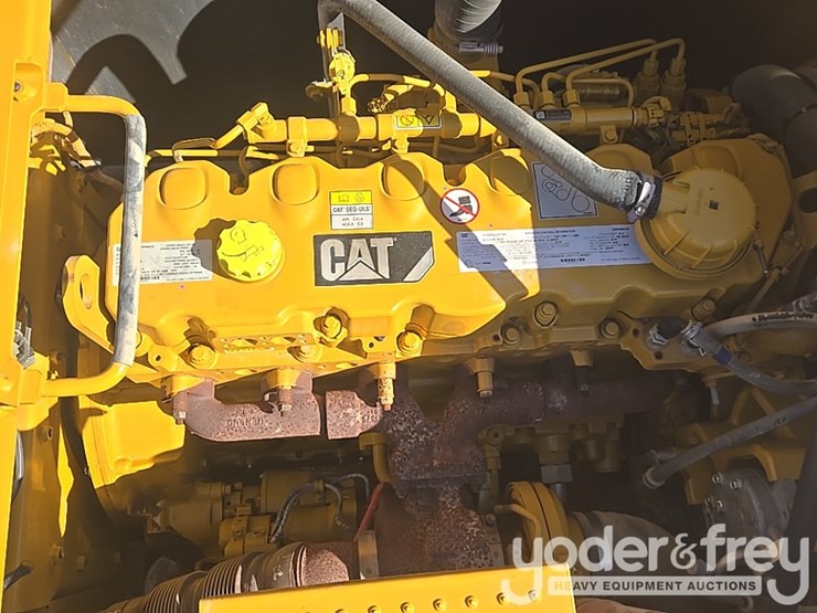 2019-caterpillar-336-image-58