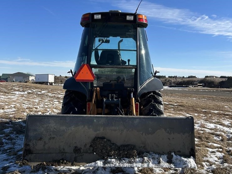 2000-case-570m-xt-image-6