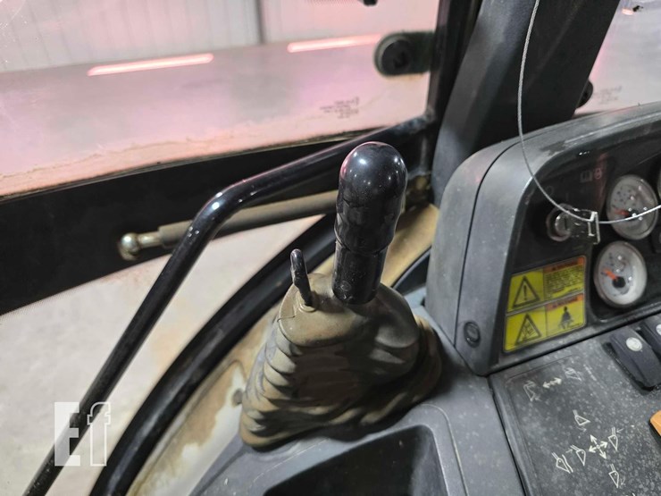 2007-caterpillar-420e-image-25