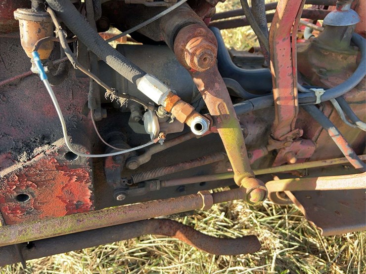 international-parts-tractor-image-37