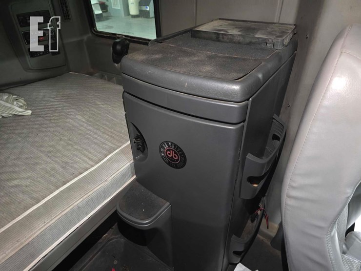 2012-international-prostar-image-20