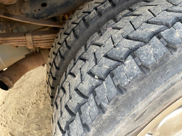 2008-ford-f550-image-82