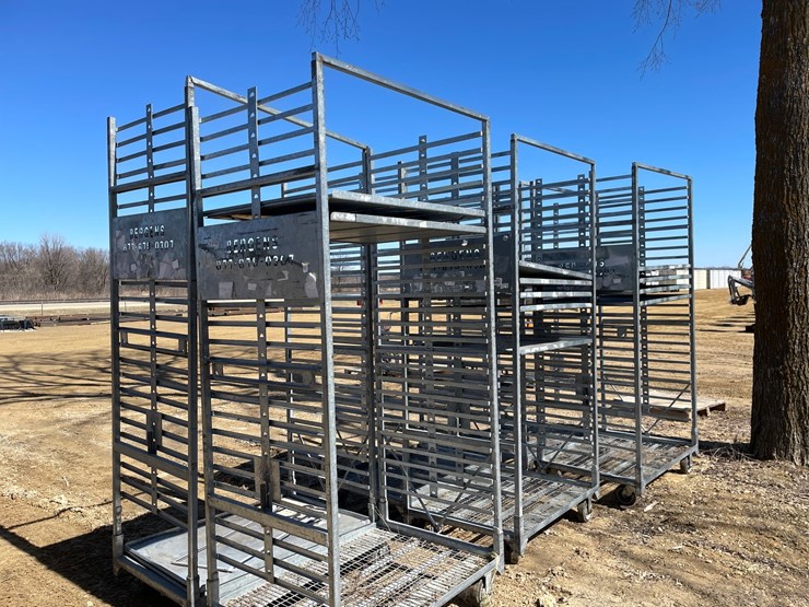 #3965-•-(6)-metal-greenhouse-rolling-racks-image-4