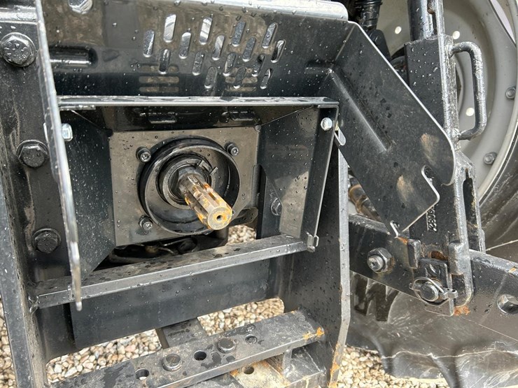 2021-case-ih-vestrum-100-image-13