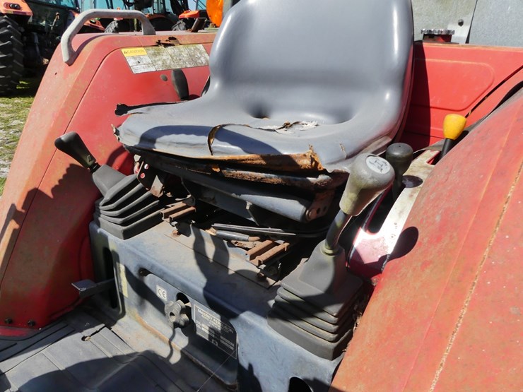 massey-ferguson-1240-image-9
