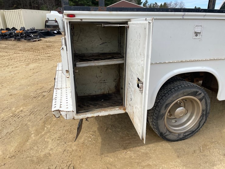 2008-ford-f550-image-22