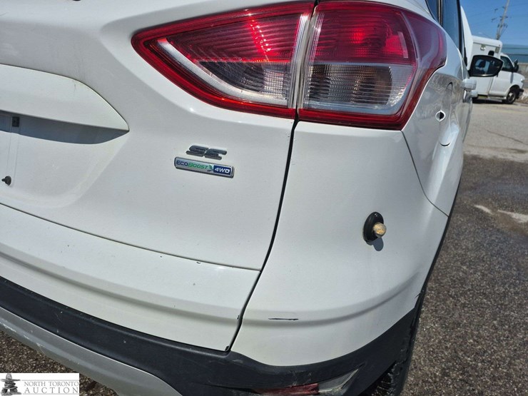 2016-ford-escape-image-23