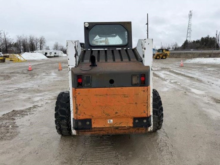 2009-bobcat-864-image-4