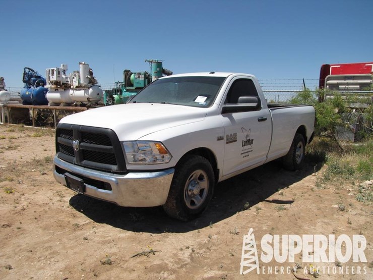 2013-dodge-2500-image-1