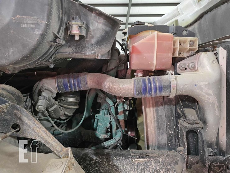 2008-volvo-vnm64200-image-18