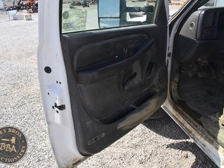 2007-chevrolet-3500-image-24